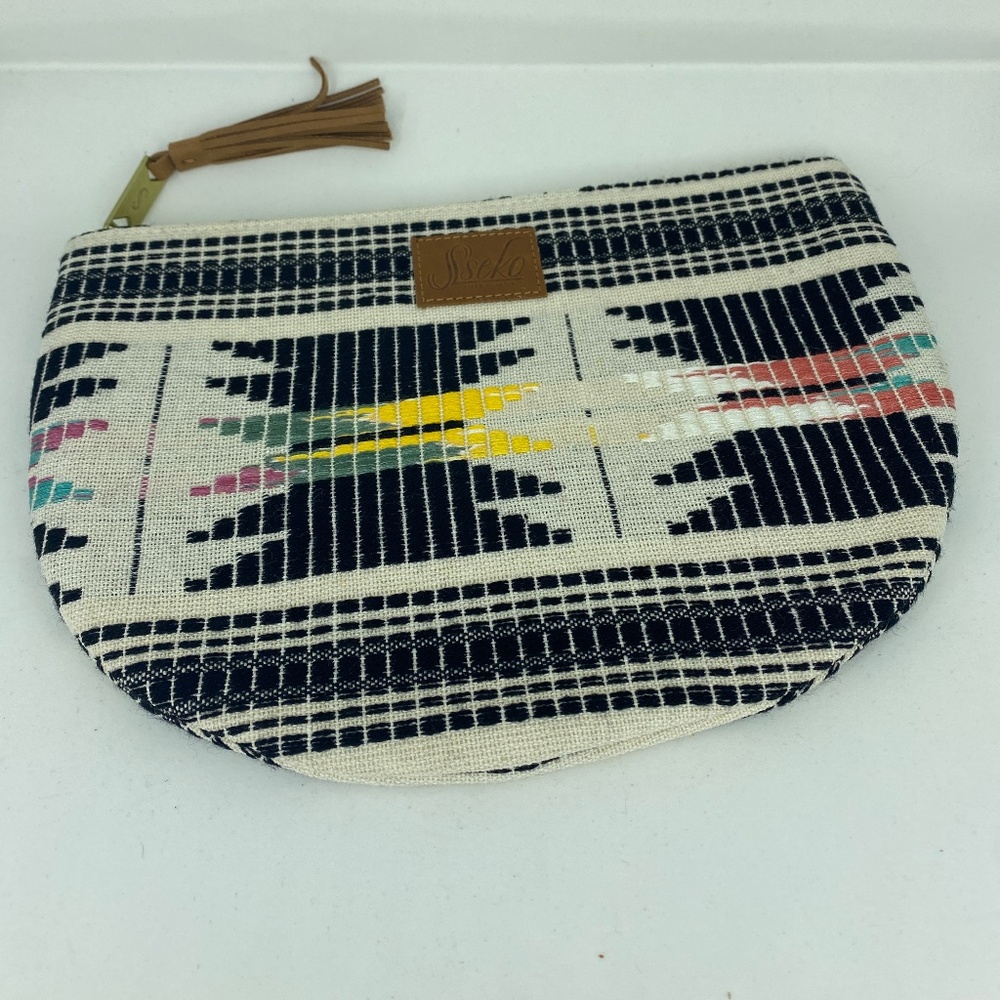 Sseko Large Moon Clutch